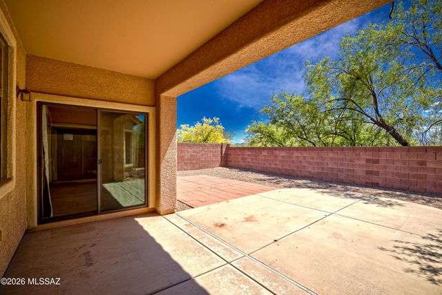 10552 E Rose Hill Street, Tucson, AZ 85747