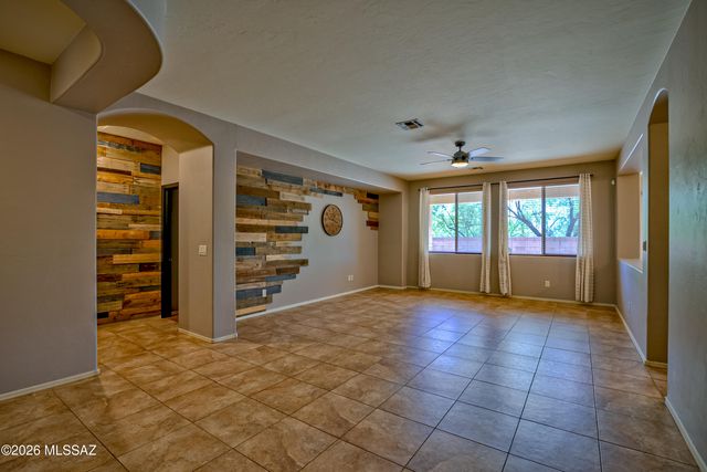 10552 E Rose Hill Street, Tucson, AZ 85747