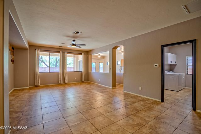 10552 E Rose Hill Street, Tucson, AZ 85747