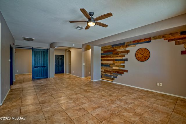 10552 E Rose Hill Street, Tucson, AZ 85747