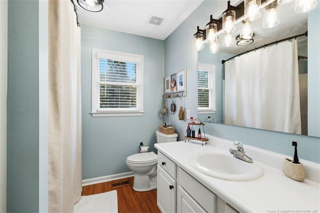 726 Foxcroft Drive, Fayetteville, NC 28311
