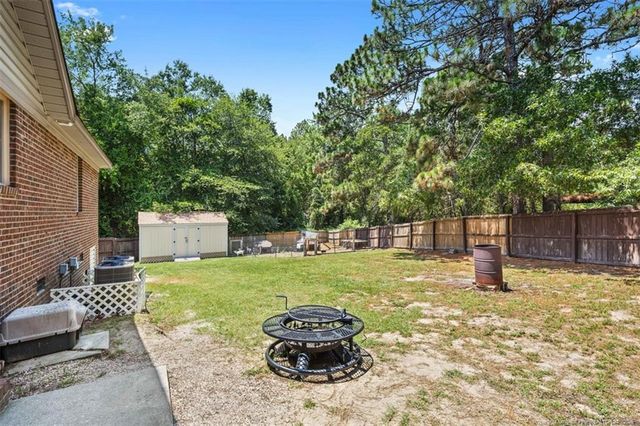 726 Foxcroft Drive, Fayetteville, NC 28311