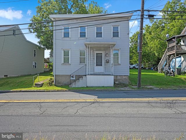37 CHESTNUT ST, Cressona, PA 17929