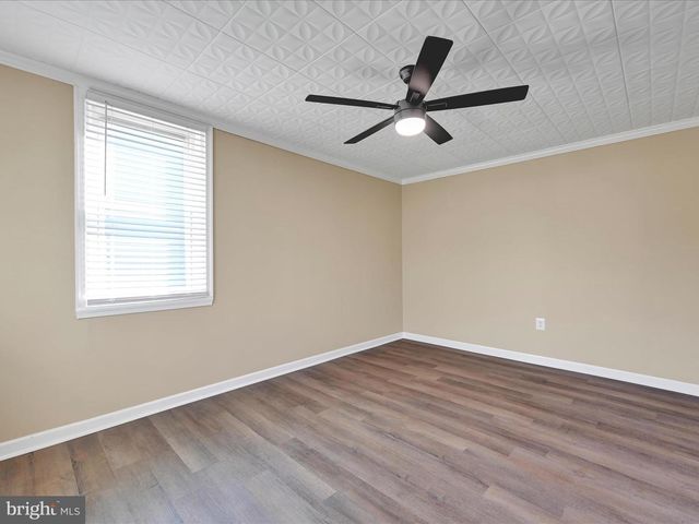 37 CHESTNUT ST, Cressona, PA 17929