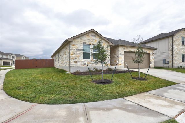 201 Fairmeadow Downs DR, Hutto, TX 78634