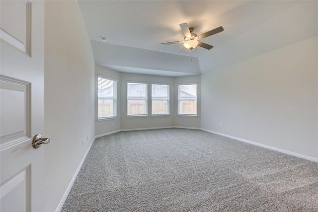 201 Fairmeadow Downs DR, Hutto, TX 78634