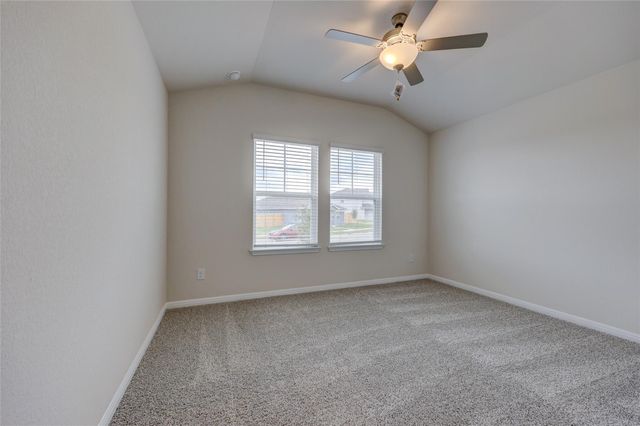 201 Fairmeadow Downs DR, Hutto, TX 78634