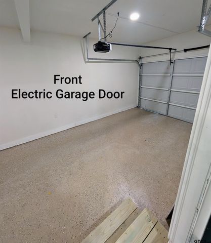 3208 Palestine St, Tyler, TX 75701