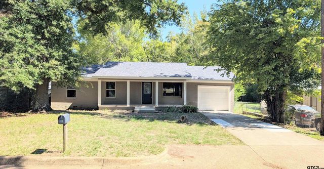 3208 Palestine St, Tyler, TX 75701