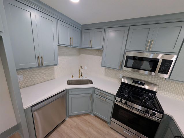 3208 Palestine St, Tyler, TX 75701