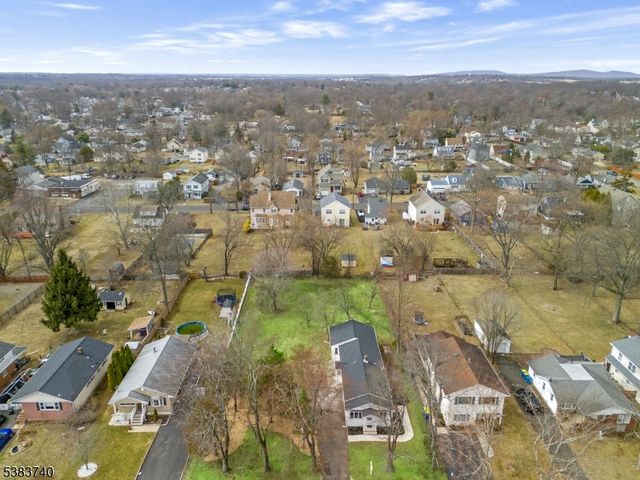 120 Chestnut St, Bridgewater Twp., NJ 08807