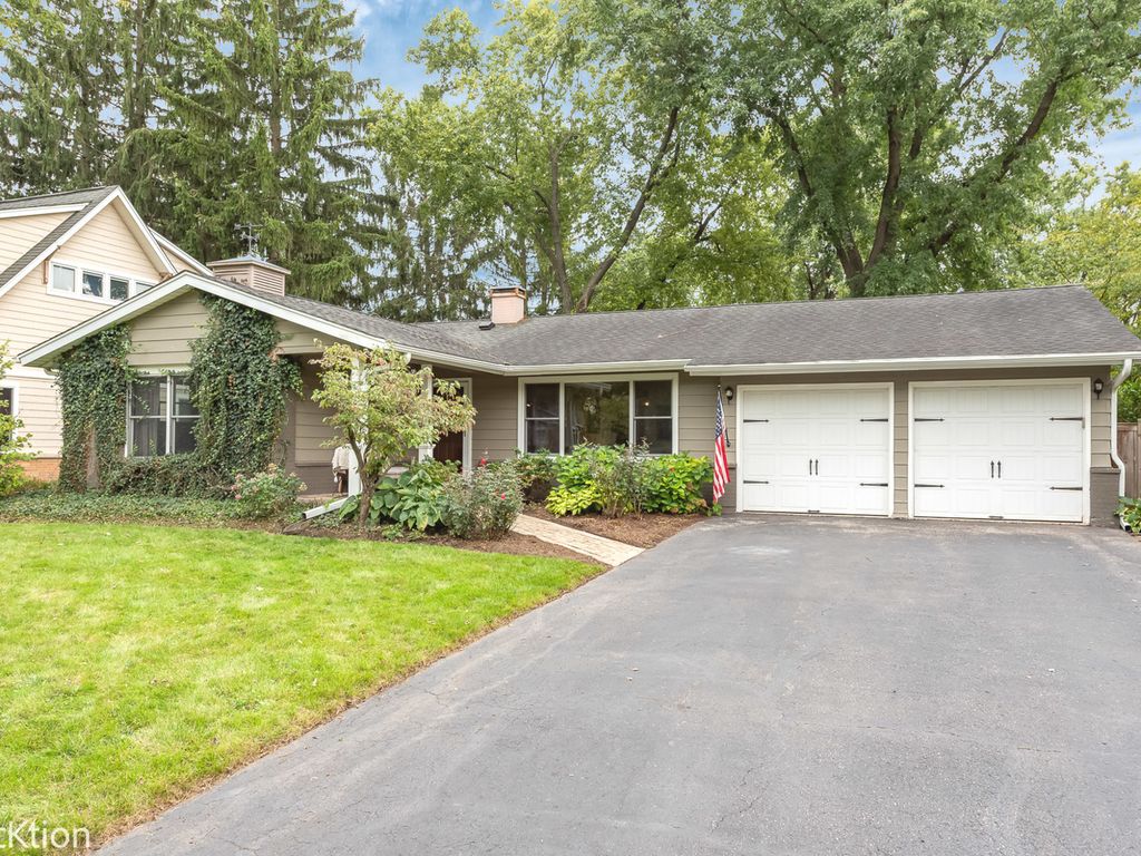 6630 Blackstone Drive, Downers Grove, IL 60516 — exterior