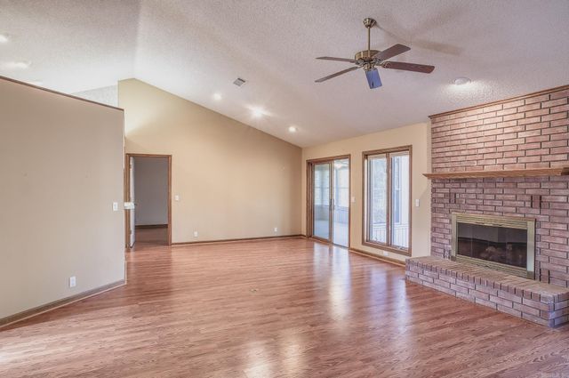 13 SOSEGADO PLACE, Hot Springs Village, AR 71909