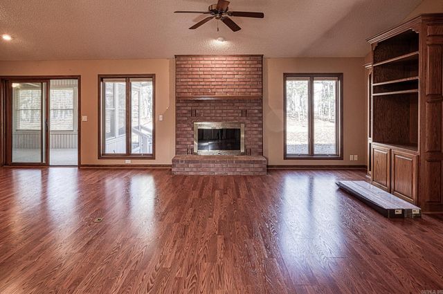 13 SOSEGADO PLACE, Hot Springs Village, AR 71909