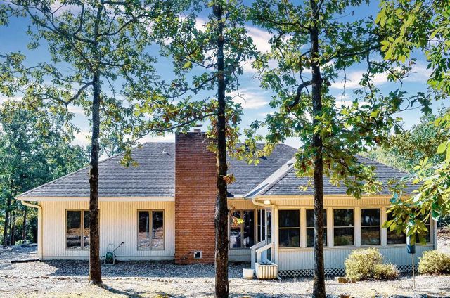13 SOSEGADO PLACE, Hot Springs Village, AR 71909