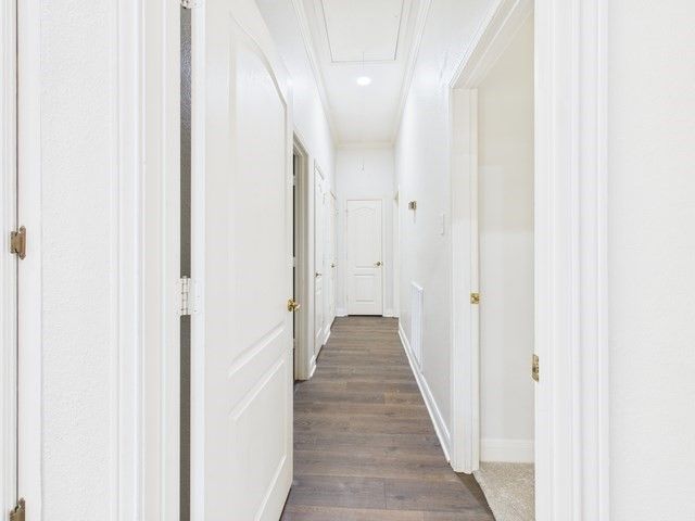 1178 E Oval Drive, Athens, TX 75751