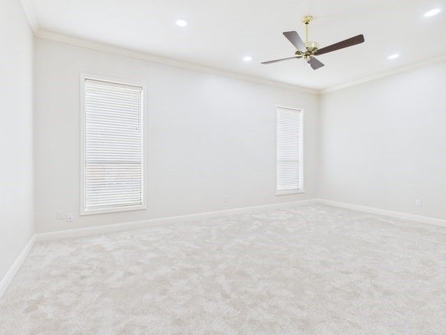 1178 E Oval Drive, Athens, TX 75751