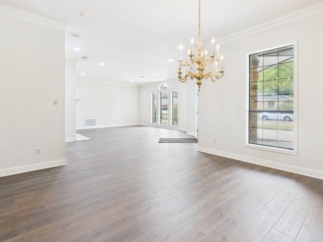 1178 E Oval Drive, Athens, TX 75751