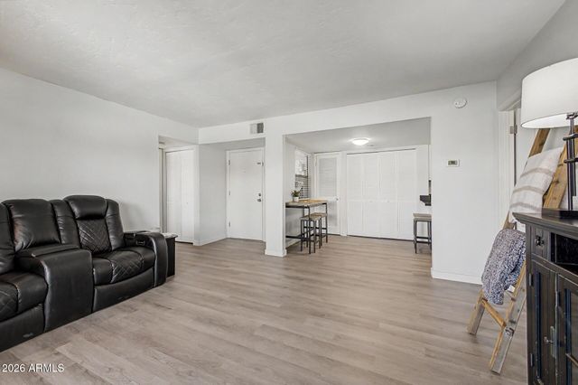 1730 W EMELITA Avenue 2103, Mesa, AZ 85202