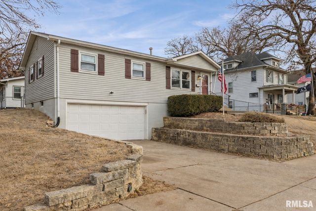 1703 24th Street, Rock Island, IL 61021