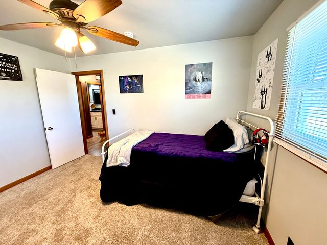 1703 24th Street, Rock Island, IL 61021