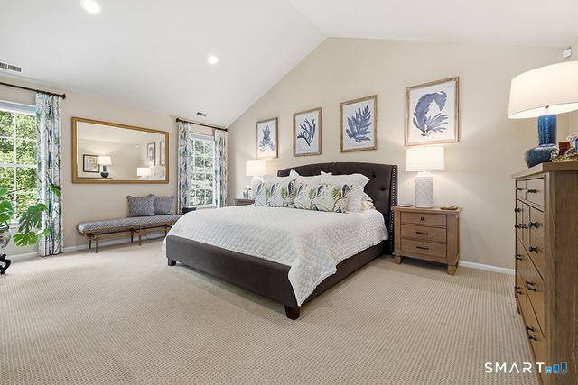 35 Lilac Lane, Danbury, CT 06810