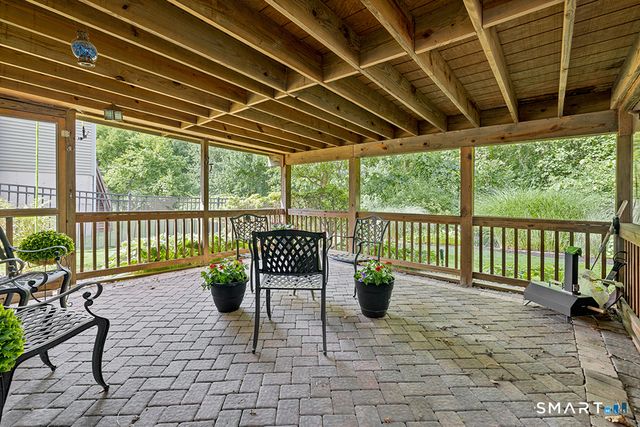 35 Lilac Lane, Danbury, CT 06810
