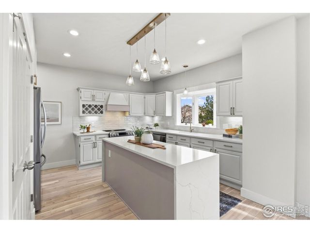 7766 Park Ridge Cir, Fort Collins, CO 80528