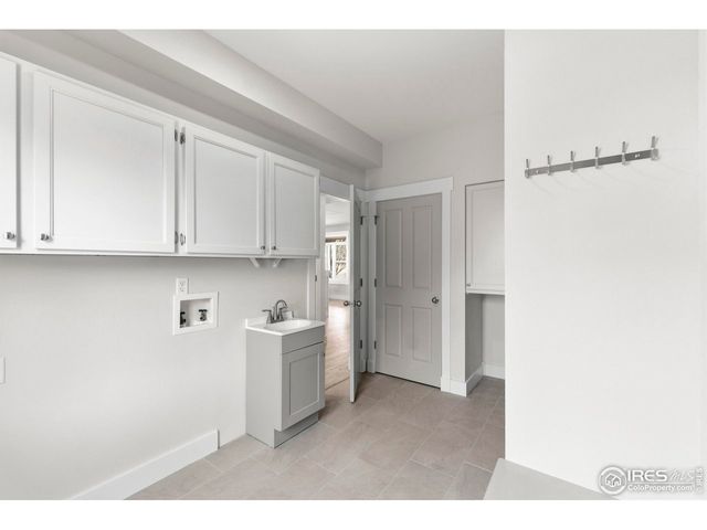 7766 Park Ridge Cir, Fort Collins, CO 80528