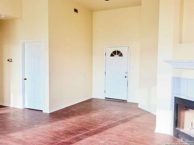 135 Muirfield, La Vernia, TX 78121