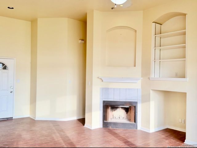 135 Muirfield, La Vernia, TX 78121