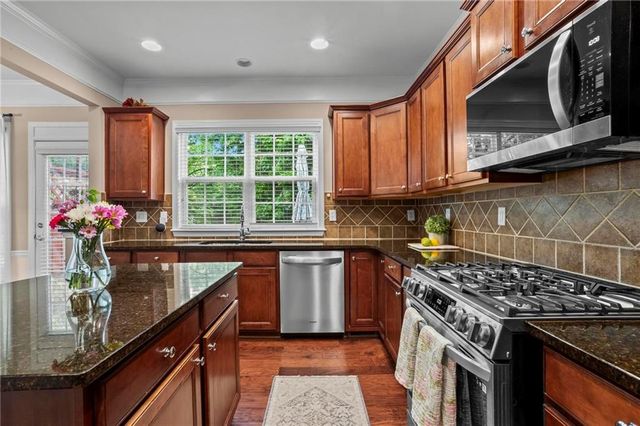 2528 Friar Tuck Lane SE 74, Atlanta, GA 30339