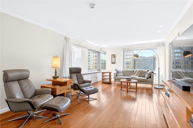 320 Fort Duquesne Blvd 12L, Downtown Pgh, PA 15222