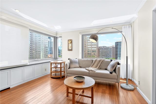 320 Fort Duquesne Blvd 12L, Downtown Pgh, PA 15222