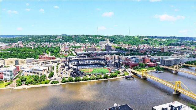 320 Fort Duquesne Blvd 12L, Downtown Pgh, PA 15222