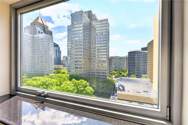 320 Fort Duquesne Blvd 12L, Downtown Pgh, PA 15222