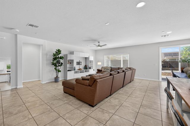 7620 FERRELL Way, Elk Grove, CA 95757