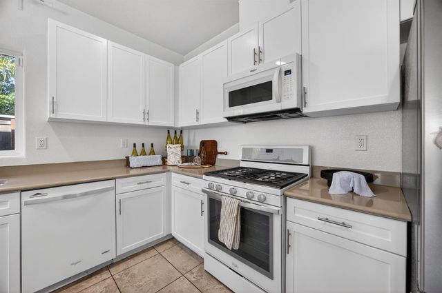 7620 FERRELL Way, Elk Grove, CA 95757