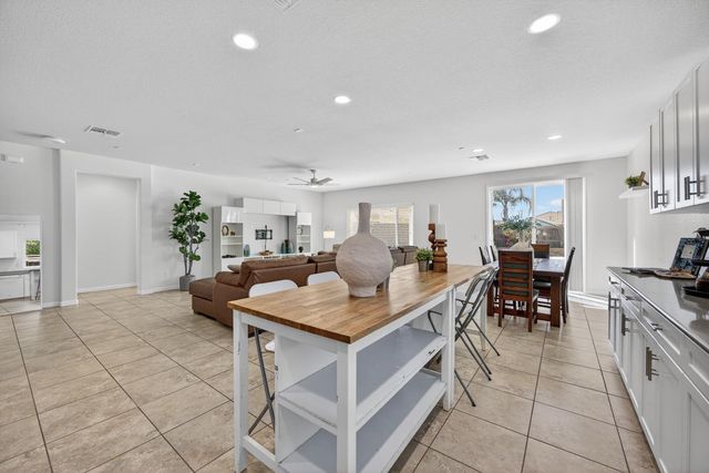 7620 FERRELL Way, Elk Grove, CA 95757