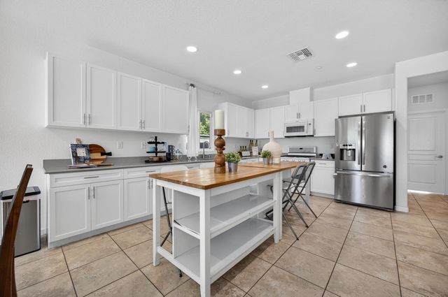 7620 FERRELL Way, Elk Grove, CA 95757