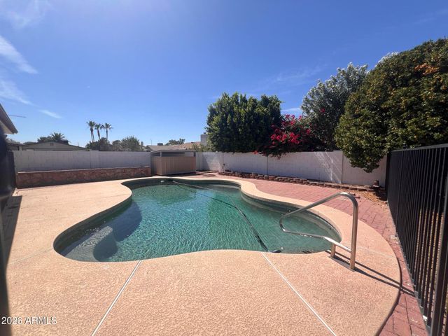 2942 E Dover Street, Mesa, AZ 85213