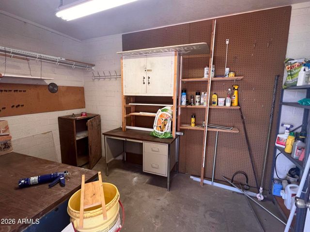 2942 E Dover Street, Mesa, AZ 85213