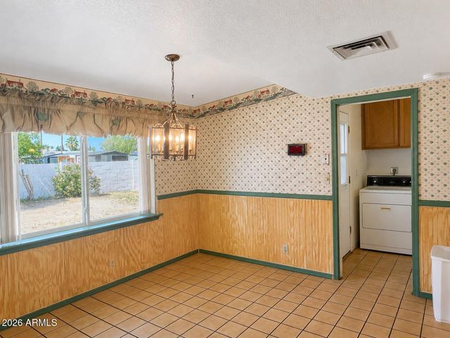 2942 E Dover Street, Mesa, AZ 85213