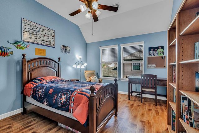25203 Gaddis Oaks Drive, Spring, TX 77389
