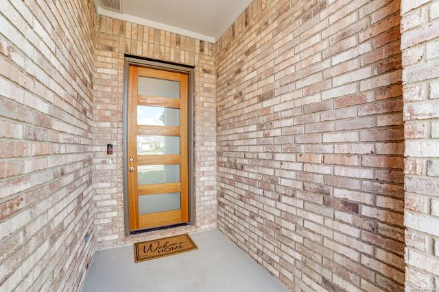 1906 La Grande Jatte, San Antonio, TX 78253