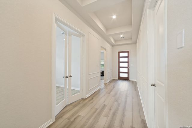 1906 La Grande Jatte, San Antonio, TX 78253