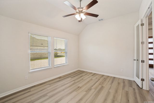 1906 La Grande Jatte, San Antonio, TX 78253