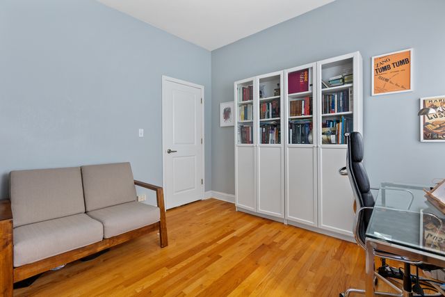 4450 N Beacon Street 3, Chicago, IL 60640