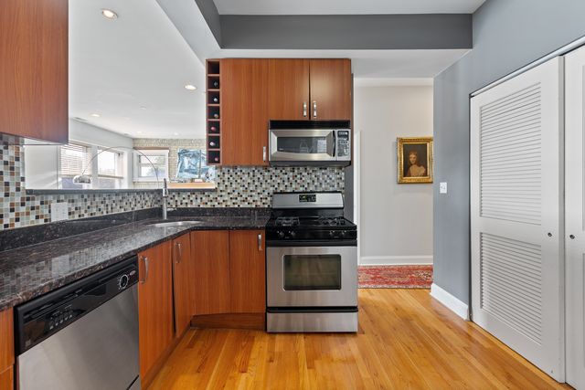4450 N Beacon Street 3, Chicago, IL 60640