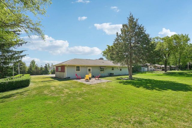 W130N6219 River DRIVE, Menomonee Falls, WI 53051